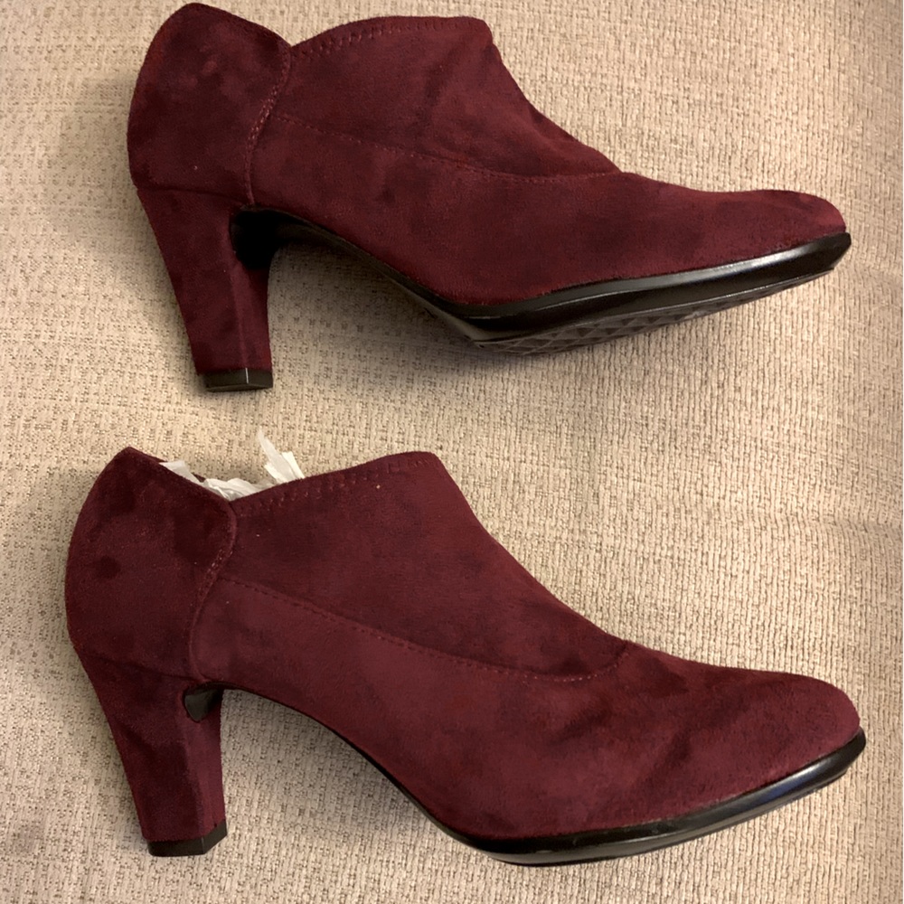 Aerosoles Women’s Booties